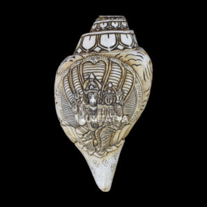 Shree Lakshmi Hayagriva Ji carved in Vamavarti Left hand Shankh