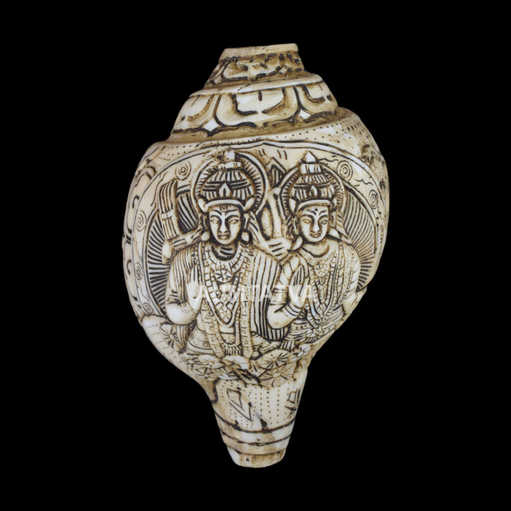 Lord Ram Sita Ji carved in Vamavarti Left hand Shankh